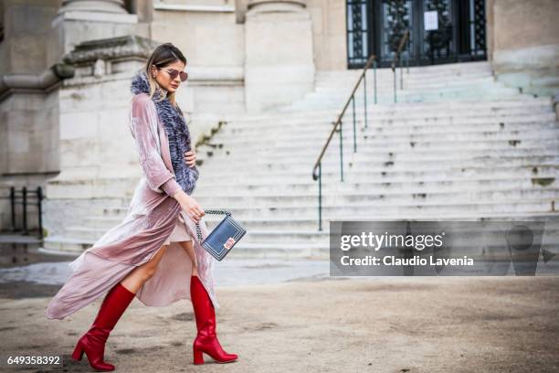Thassia Naves is seen in the streets of Paris before the Chanel show during Paris Fashion Week Womenswear Fall/Winter 2017/2018 on March 7, 2017 in...