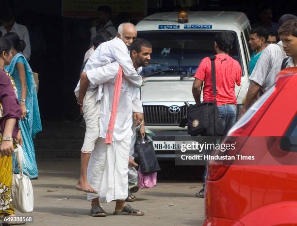 Having suffered a paralytic stroke, a sadhu who identified himself only as Tiwary came from Gwalior to get himself treated in Mumbai. However, on...