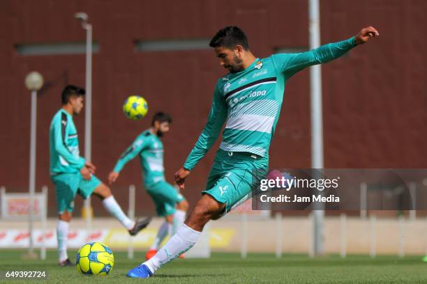 Diego de Buen of Santos takes a shot during the Santos training session at Corona Stadium on March o7, 2017 in Torreon, Mexico.