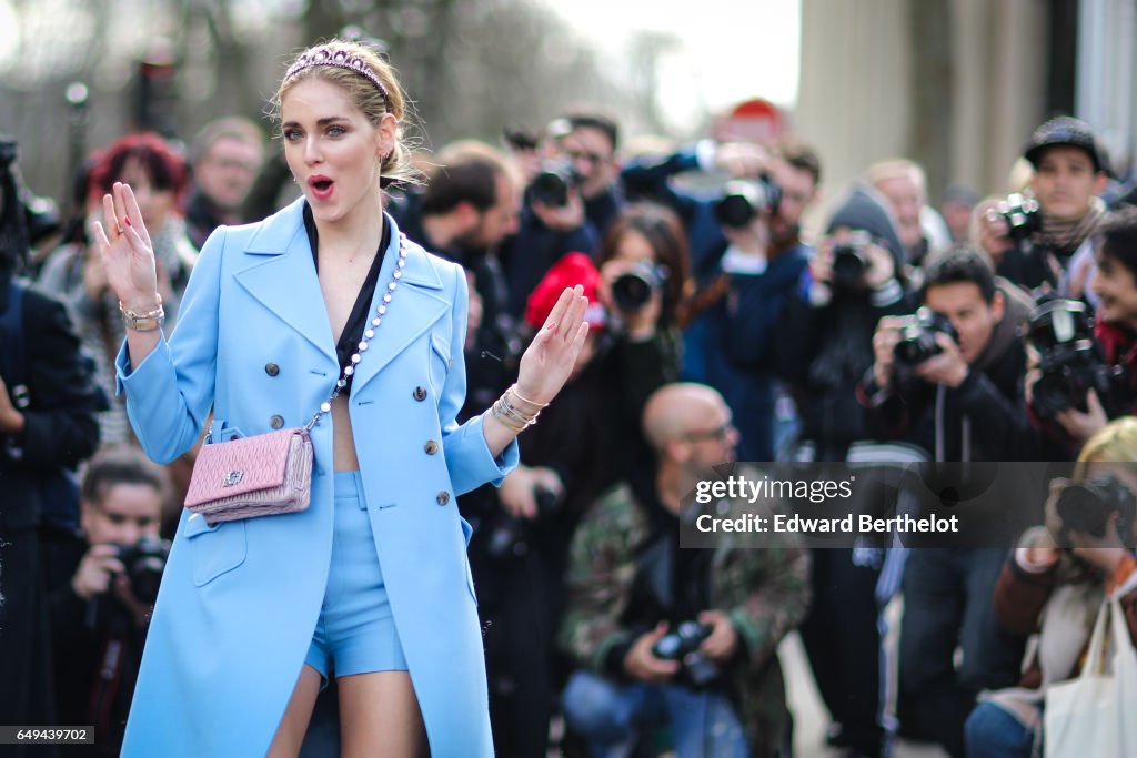 Street Style : Day Eight - Paris Fashion Week Womenswear Fall/Winter 2017/2018