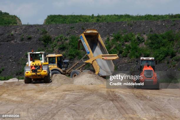 road construction in the country - watervaartuig stock pictures, royalty-free photos & images