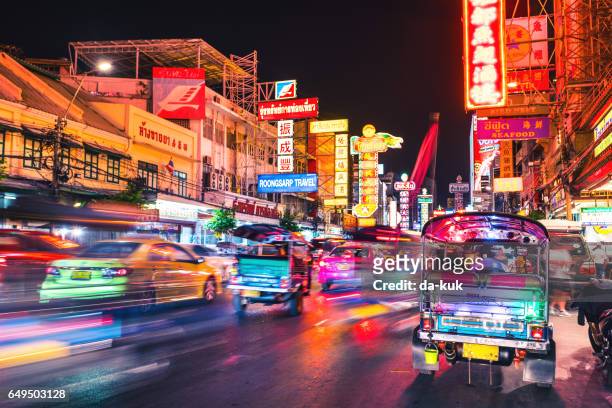 bangkok chinatown traffic at night - thailand stock pictures, royalty-free photos & images