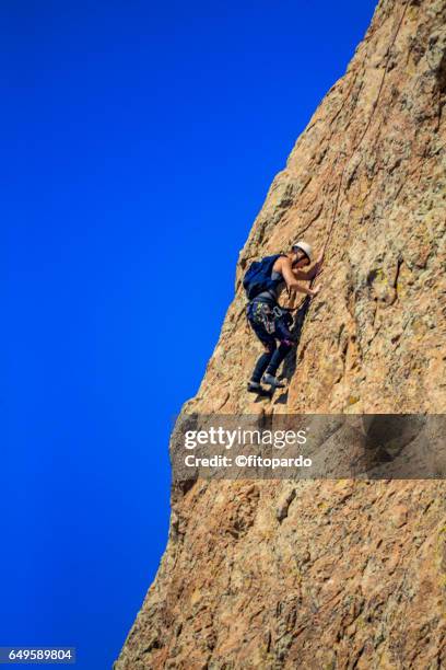 rock climbers at peña de bernal - bernal heights park stock pictures, royalty-free photos & images