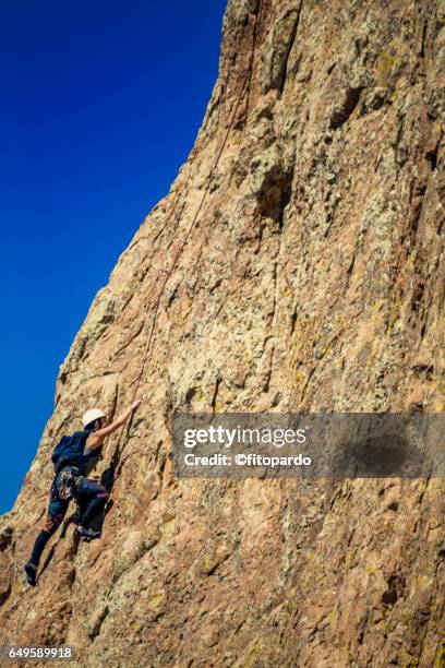 rock climbers at peña de bernal - bernal heights park stock pictures, royalty-free photos & images