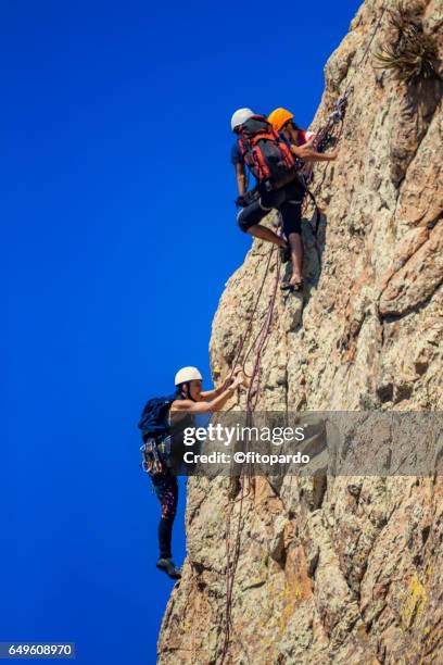 rock climbers at peña de bernal - bernal heights park stock pictures, royalty-free photos & images