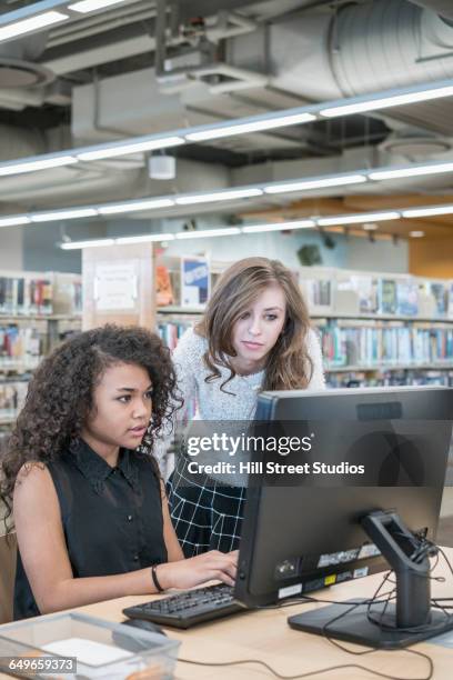 Librarian Technology Photos and Premium High Res Pictures - Getty Images