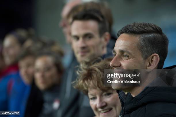 Canada Head Coach John Herdman during the Group B 2017 Algarve Cup match between Norway and Japan at the Estadio Algarve on March 06, 2017 in Faro,...
