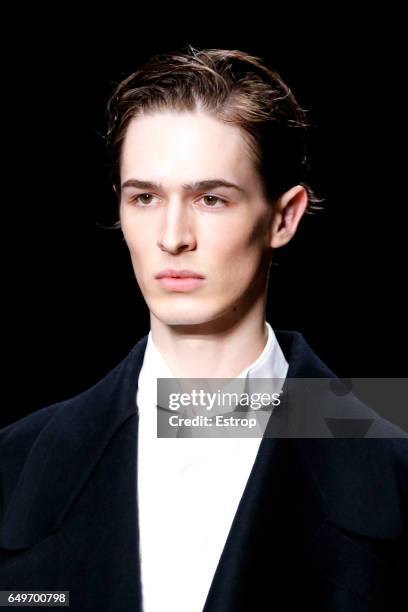 Hairstyle detail at the runway during Burberry show at the London Fashion Week February 2017 collections on February 20, 2017 in London, England.