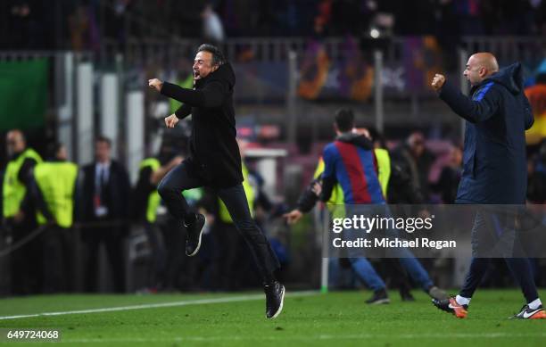 Luis Enrique manager of Barcelona celebrates as Sergi Roberto of Barcelona scores their sixth goal during the UEFA Champions League Round of 16...