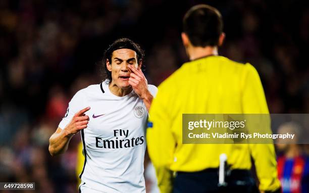 Edinson Cavani of PSG gestures towards the goal referee during the UEFA Champions League Round of 16 second leg match between FC Barcelona and Paris...