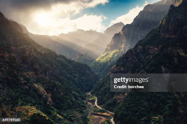 isla de madeira  - island fotografías e imágenes de stock