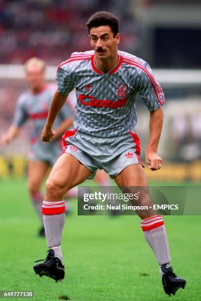 Iam Rosh 47 Ian Rush 1990 Stock Photos, High-Res Pictures, and Images - Getty Images
