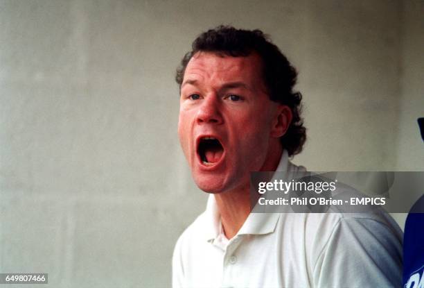 Denny Riffe Dennis Rofe Fotografías e imágenes de stock - Getty Images