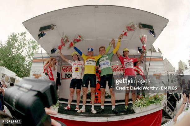 ROBERT MILLAR, MICHEL DERNIES, MAURIZIO FONDERIEST AND LEONARDO SIERRA ON THE PODIUM AT THE FINISH OF THE RACE STAGE 6 MANCHESTER
