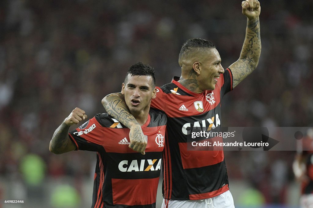 Flamengo v San Lorenzo - Copa Bridgestone Libertadores 2017