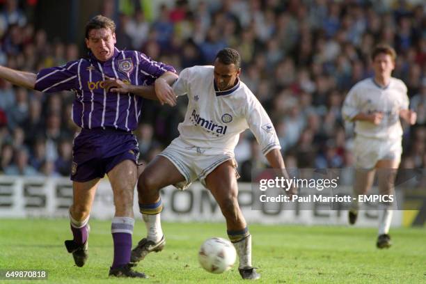 RICK HOLDEN DAVID ROCASTLE LEEDS UNITED V MANCHESTER CITY