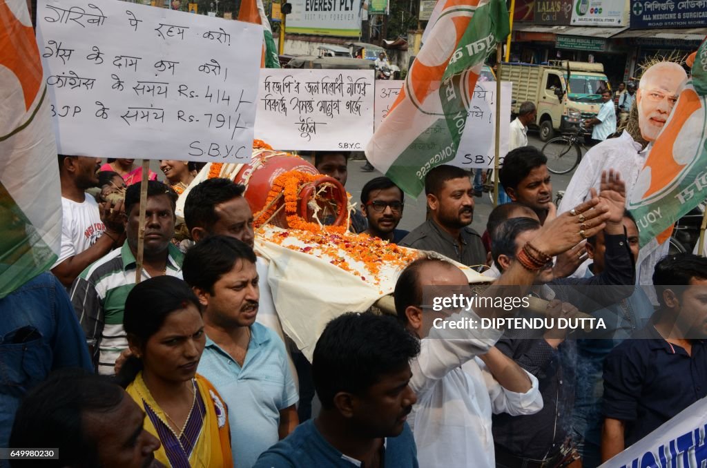 INDIA-POLITICS-PROTEST-LPG