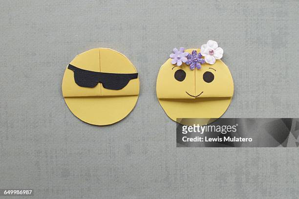 everyday emojis  - crown emoji stock pictures, royalty-free photos & images