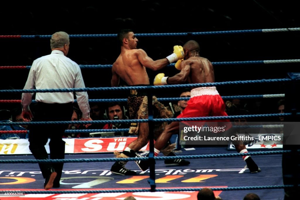 WORLD FEATHERWEIGHT BOXING