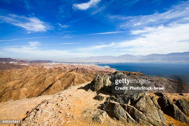 eilat mountain range with the gulf of aqaba in background, israel - aqaba stock pictures, royalty-free photos & images