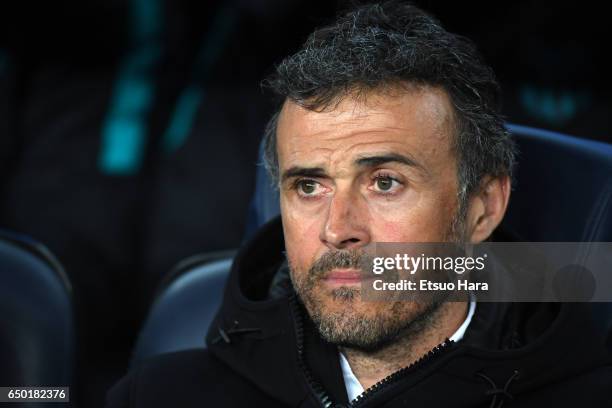 Barcelona manager Luis Enrique looks on prior to the UEFA Champions League Round of 16 second leg match between FC Barcelona and Paris Saint-Germain...