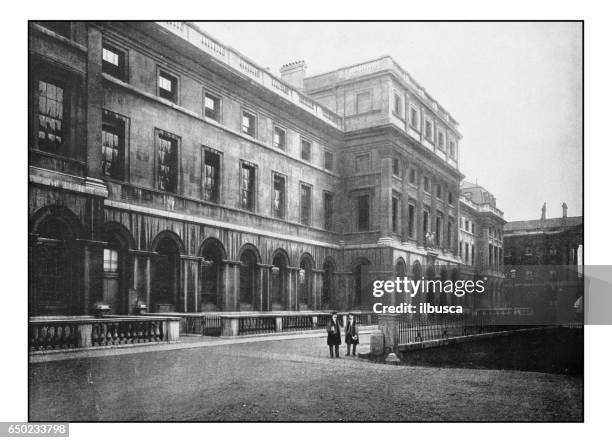 ilustrações, clipart, desenhos animados e ícones de fotografias de londres da antiguidade: faculdade do rei - king's college londres