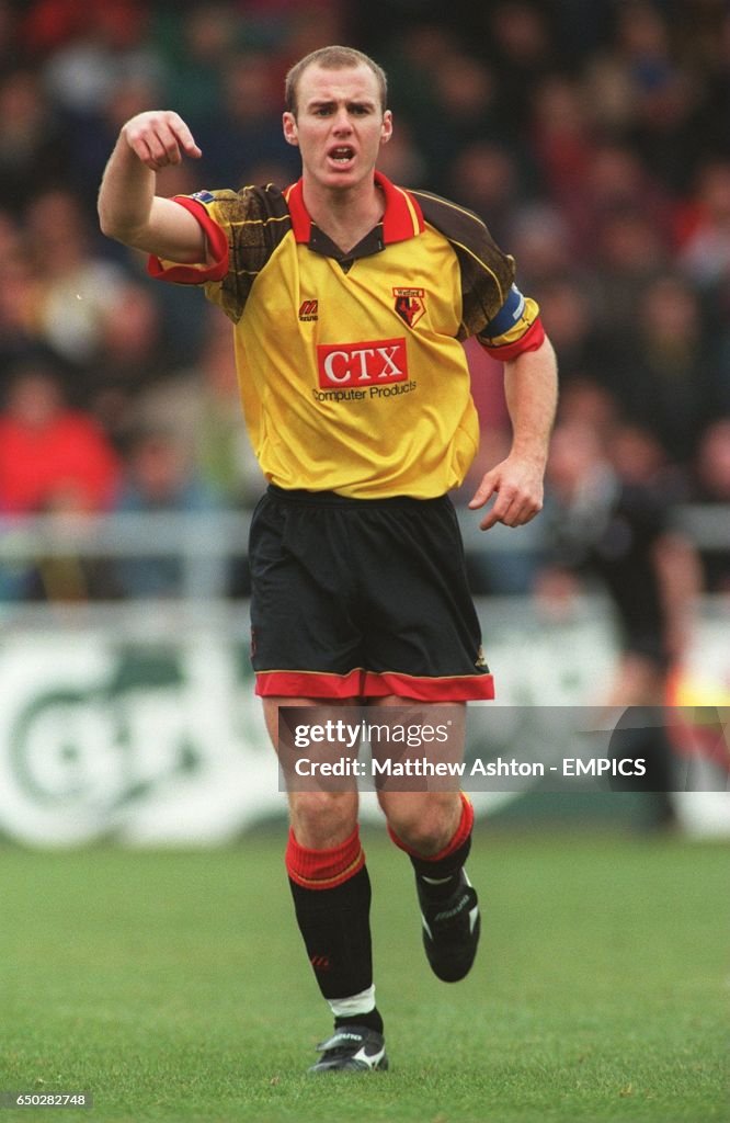 Soccer - AXA FA Cup First Round - Northampton Town v Watford