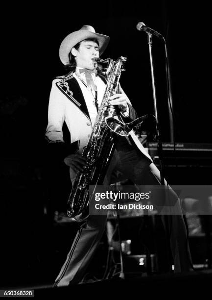Andy Mackay of Roxy Music performs on stage at Rainbow Theatre, London, 5 October 1974.
