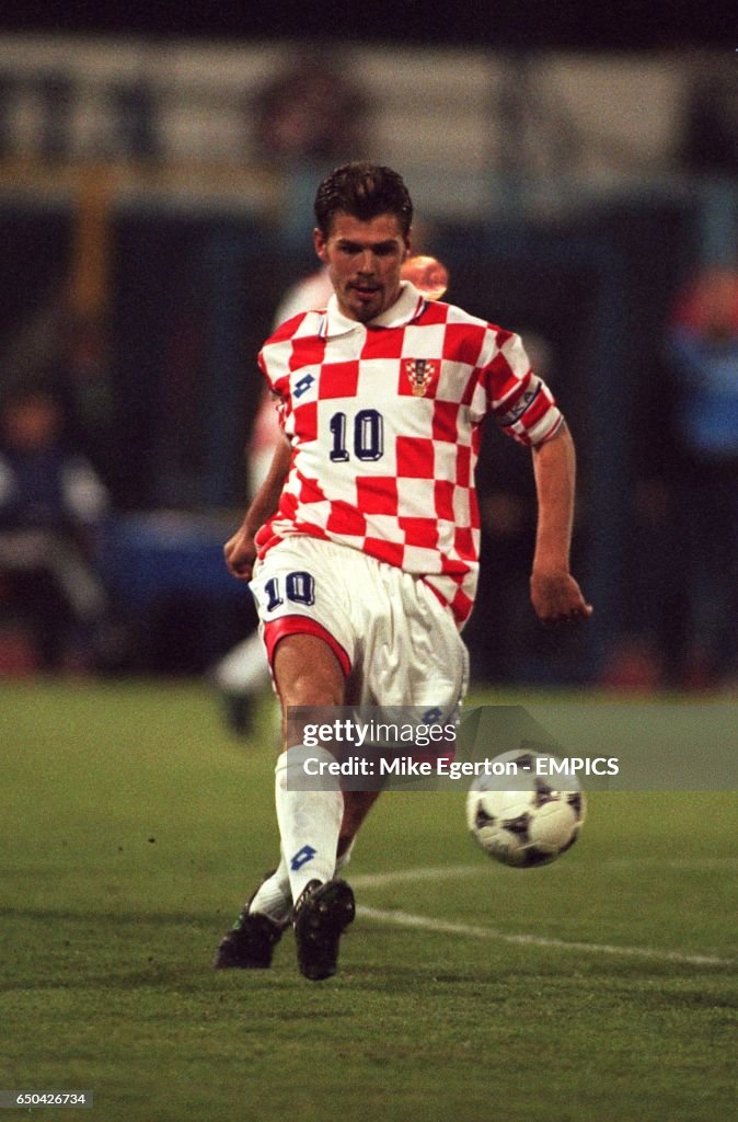 Soccer - World Cup Qualifier - Play-Off First Leg - Croatia v Ukraine