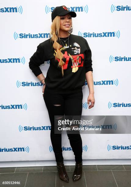 Singer Faith Evans visits the SiriusXM Studios on March 9, 2017 in New York City.