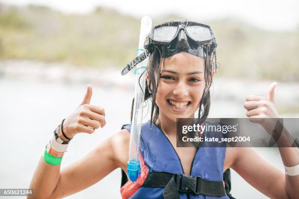 scuba diver - scuba diving girl stock pictures, royalty-free photos & images