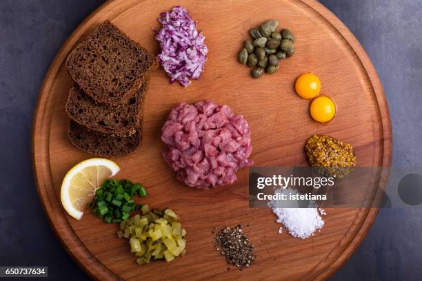 preparation steak tartare, ingredients - cutting red onion stock pictures, royalty-free photos & images