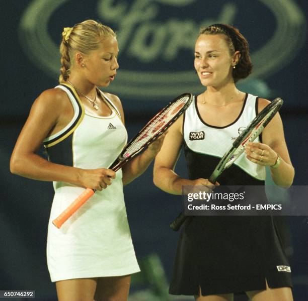 Australian Open 1999 Hingis Photos and Premium High Res Pictures