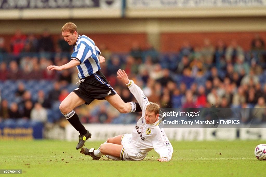 Soccer - FA Carling Premiership - Sheffield Wednesday v Leeds United