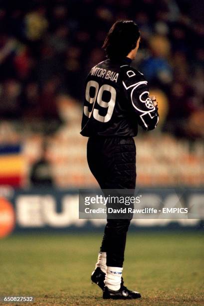 Porto goalkeeper Vitor Baia, wearing number 99