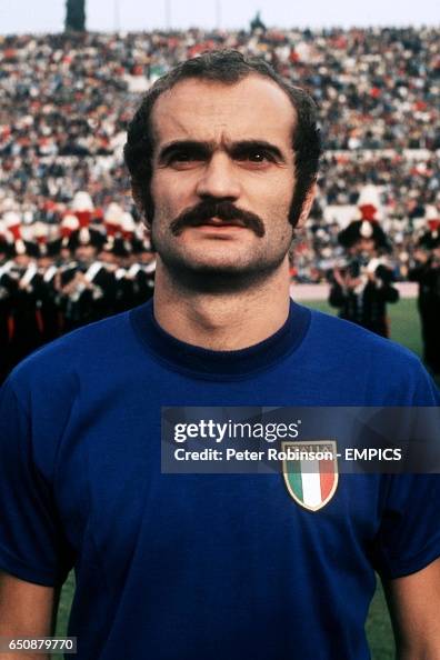 Soccer - World Cup Qualifier - Group Two - Italy v Switzerland Soccer - World Cup Qualifier - Group Two - Italy v Switzerland
