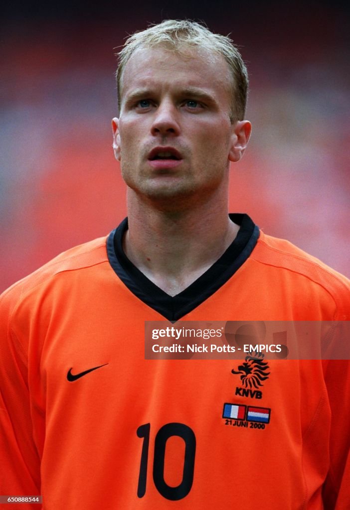 Soccer - Euro 2000 - Group D - France v Holland