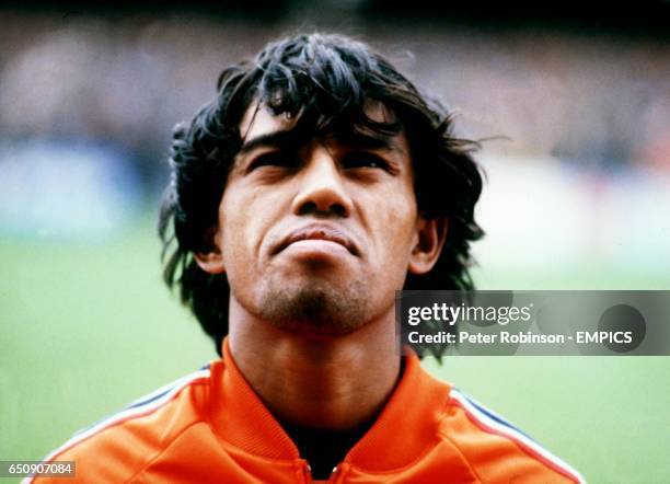 Simon Mathata 184 Simon Tahamata Stock Photos, High-Res Pictures, and Images - Getty ...