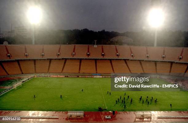 Manchester United train at Kiev's Olympiyskyi Stadium