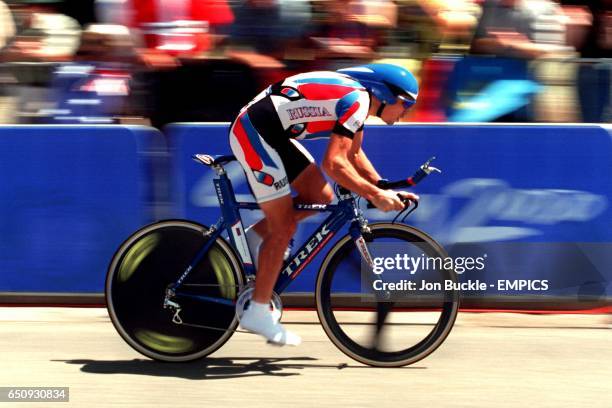 The eventual gold medallist, Russia's Viacheslav Ekimov in action