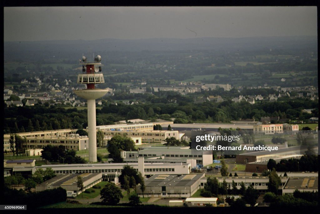 SNAPSHOT OF FRANCE TELECOM CNET AT LANNION