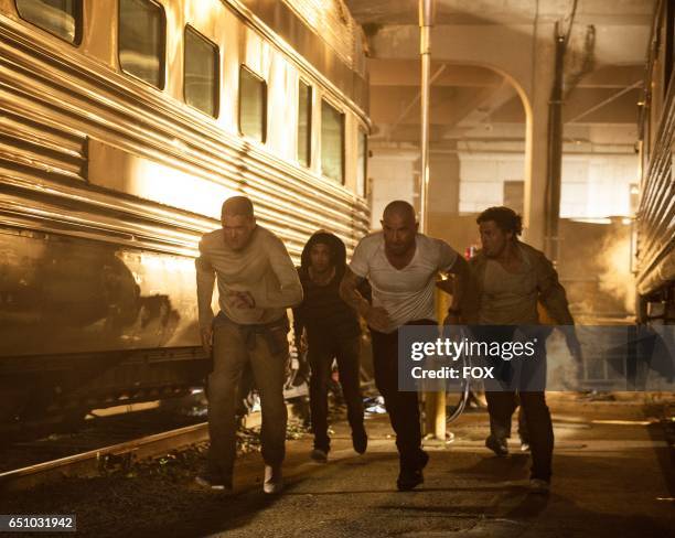 Wentworth Miller and Dominic Purcell in PRISON BREAK premiering on FOX.