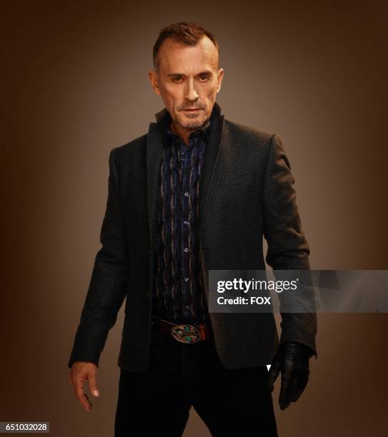 Robert Knepper in PRISON BREAK premiering on FOX.