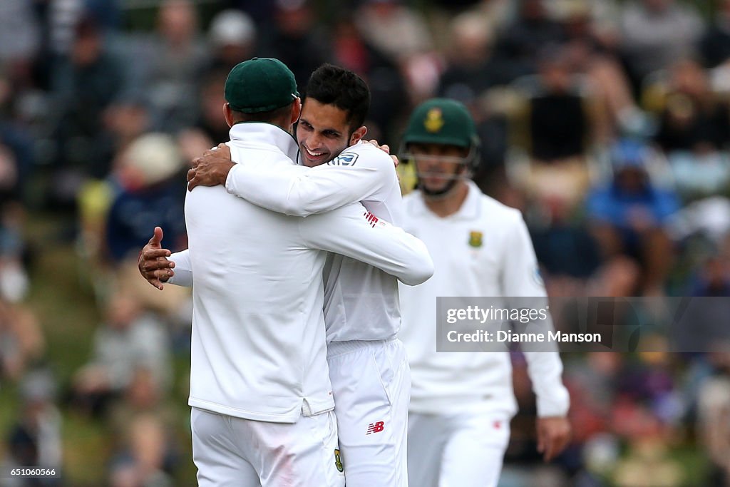 New Zealand v South Africa - 1st Test: Day 3