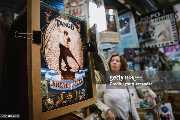 san telmo market, buenos aires, argentina - tango argentina stock pictures, royalty-free photos & images