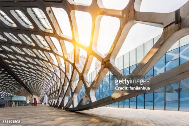 abstract ceiling of modern architecture - architecture stockfoto's en -beelden