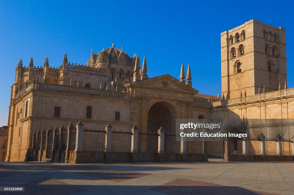 Zamora, Cathedral, Silver Route, Via de la Plata, Castilla-Leon, Spain