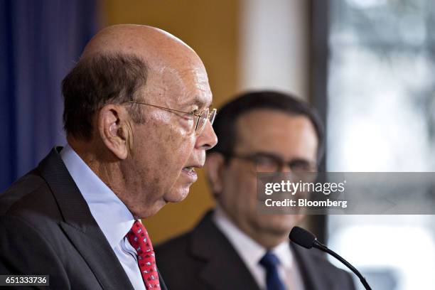 Wilbur Ross, U.S. Secretary of commerce, speaks as Ildefonso Guajardo Villarreal, secretary of economy for Mexico, right, listens during a news...