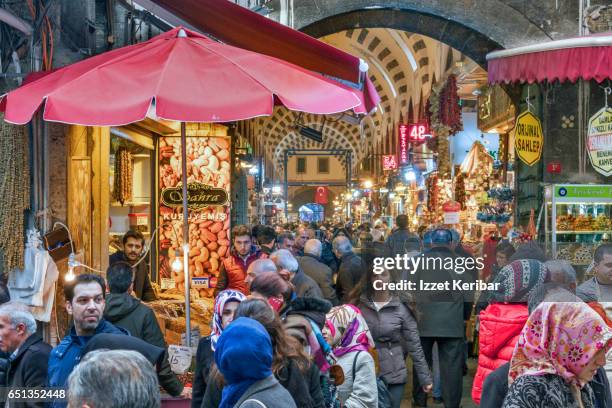 stall at the spice bazaar,, hasircilar , istanbul turkey "n - spice bazaar stock pictures, royalty-free photos & images