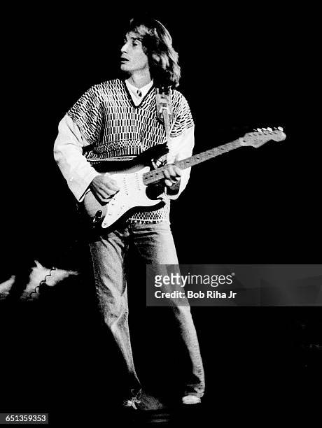 Jim Messina performs in concert at the Universal Amphitheatre, September 13, 1976.